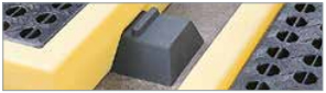 CERRADURA DE ENLACE PARA PLATAFORMA DE CONTENCIÓN LINK LOCK FOR SPILL DECK Sistema de Gestión de Lubricación OilSafe